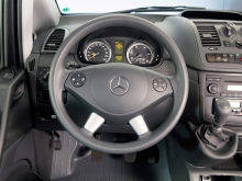 Фото Mercedes-Benz Vito Fourgon 116 CDI AT L1 №6